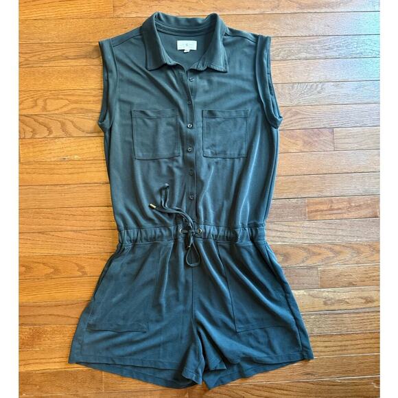 Lou & Grey Short Romper Modal Green Button down Sleeveless Size Small - Picture 3 of 13